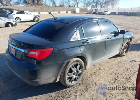 2012 Chrysler 200 Lx z USA, uszkodzony, nr VIN 1C3CCBAB2CN320089